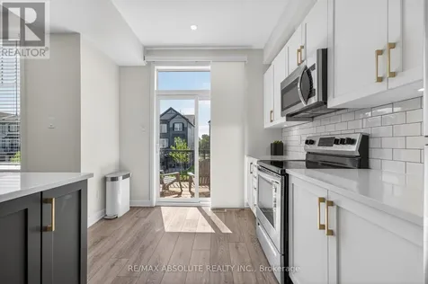 912 Lixnaw Court Ottawa ON K2C 3H2