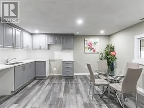 15 Spiers Crescent Cambridge ON N1R 3A9