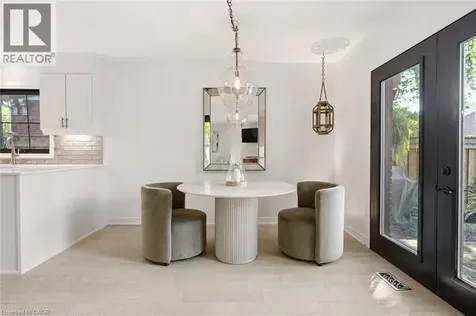 329 Plains Road West Burlington ON L7T 1G1