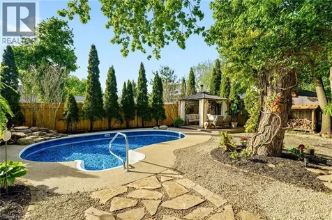 329 Plains Road West Burlington ON L7T 1G1