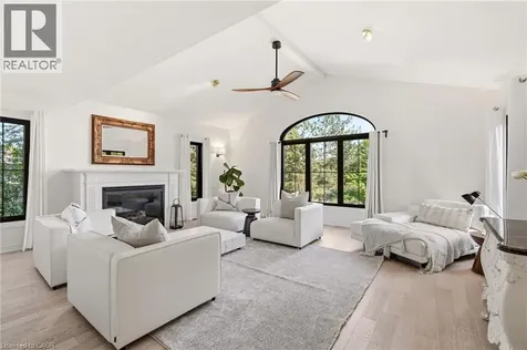 329 Plains Road West Burlington ON L7T 1G1