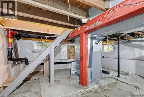 46 East 16th Street Hamilton ON L9A 4H9