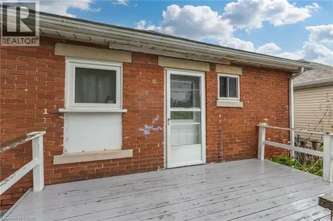 46 East 16th Street Hamilton ON L9A 4H9