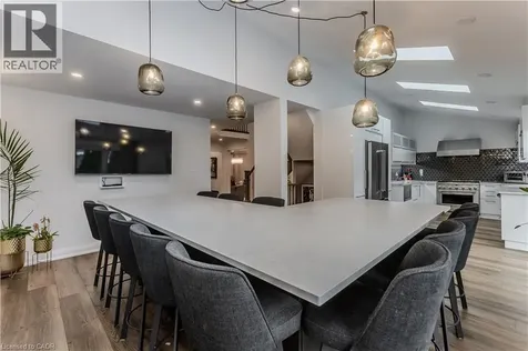 3199 Desmond Drive Burlington ON L7M 3N1