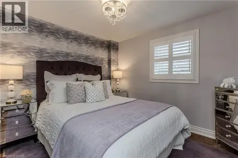 3199 Desmond Drive Burlington ON L7M 3N1