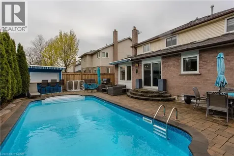 3199 Desmond Drive Burlington ON L7M 3N1