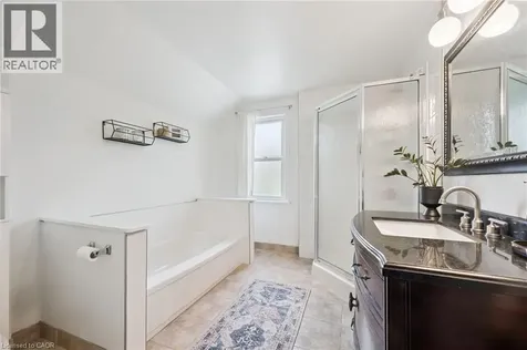 793 Belmont Avenue West Kitchener ON N2M 1P5