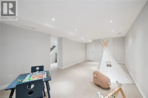 793 Belmont Avenue West Kitchener ON N2M 1P5