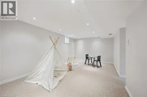 793 Belmont Avenue West Kitchener ON N2M 1P5