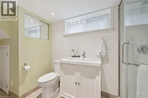 793 Belmont Avenue West Kitchener ON N2M 1P5