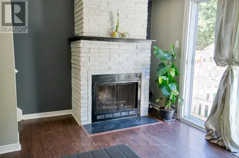 1960 Garden Park Lane Ottawa ON K1B 5B2