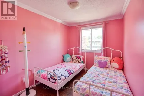 1960 Garden Park Lane Ottawa ON K1B 5B2