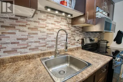 1960 Garden Park Lane Ottawa ON K1B 5B2