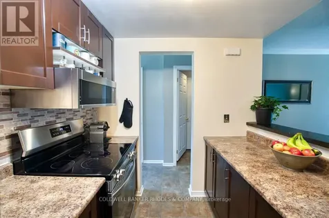 1960 Garden Park Lane Ottawa ON K1B 5B2