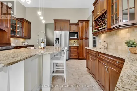 568 Pennycross Lane Ottawa ON K0A 1L0