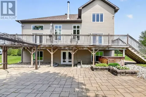 568 Pennycross Lane Ottawa ON K0A 1L0