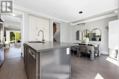 57 Kenneth Wood Crescent Toronto (newtonbrook East) ON M2N 0K3