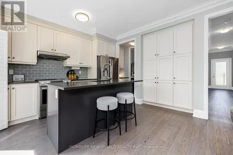 57 Kenneth Wood Crescent Toronto (newtonbrook East) ON M2N 0K3