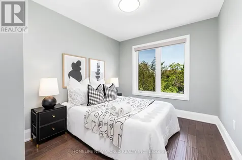 57 Kenneth Wood Crescent Toronto (newtonbrook East) ON M2N 0K3