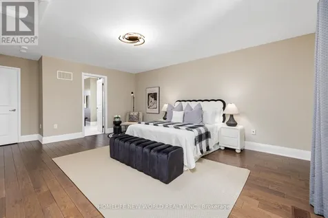 57 Kenneth Wood Crescent Toronto (newtonbrook East) ON M2N 0K3