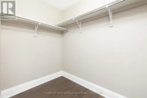 57 Kenneth Wood Crescent Toronto (newtonbrook East) ON M2N 0K3
