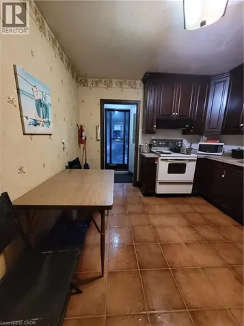 49 West 3rd Street Hamilton ON L9C 3K1