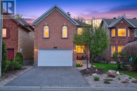 27 Inwood Drive Ottawa ON K2M 1Z5