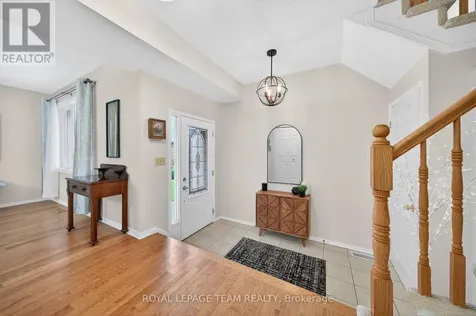27 Inwood Drive Ottawa ON K2M 1Z5