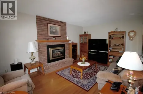 153 Meadowbrook Drive Ancaster ON L9G 4S9