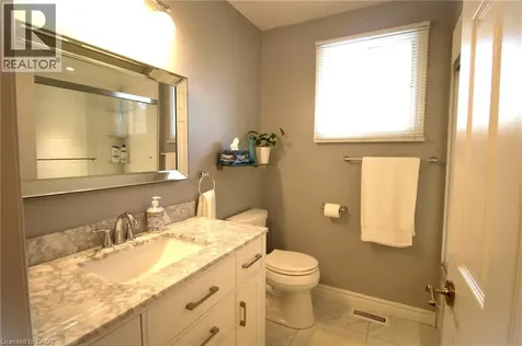 153 Meadowbrook Drive Ancaster ON L9G 4S9