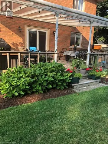 153 Meadowbrook Drive Ancaster ON L9G 4S9