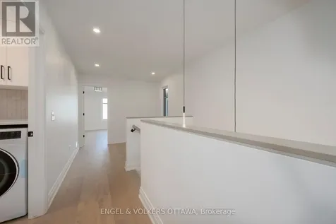 75A Granton Avenue Ottawa ON K2G 1W9