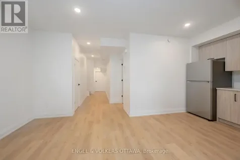 75A Granton Avenue Ottawa ON K2G 1W9