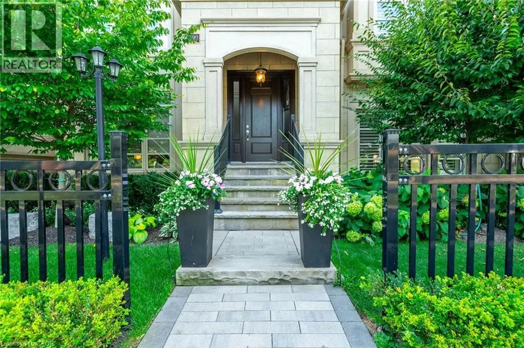 190 Dorval Drive Oakville ON L6K 0H3