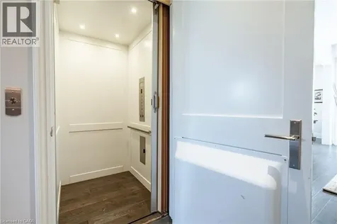 190 Dorval Drive Oakville ON L6K 0H3
