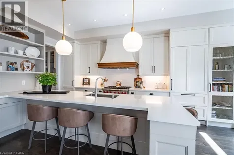 190 Dorval Drive Oakville ON L6K 0H3
