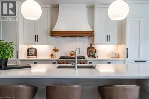 190 Dorval Drive Oakville ON L6K 0H3