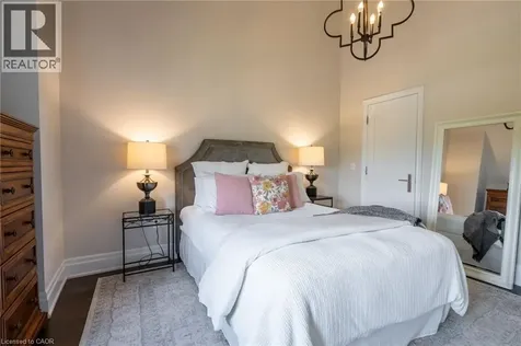 190 Dorval Drive Oakville ON L6K 0H3