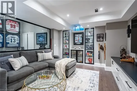 190 Dorval Drive Oakville ON L6K 0H3