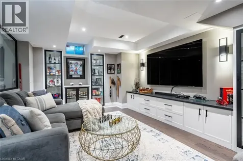 190 Dorval Drive Oakville ON L6K 0H3