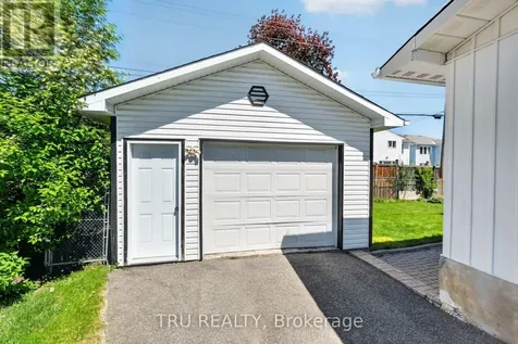 333 Amiens Street Ottawa ON K1E 1N4