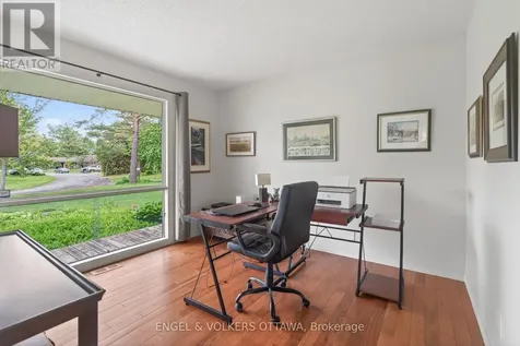35 Riopelle Court Ottawa ON K2K 1J2