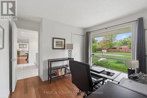 35 Riopelle Court Ottawa ON K2K 1J2