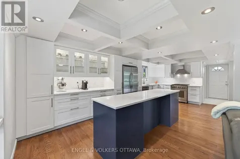 35 Riopelle Court Ottawa ON K2K 1J2