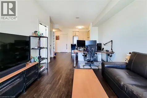 2093 Fairview Street Burlington ON L7R 2C8
