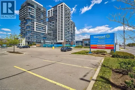 2093 Fairview Street Burlington ON L7R 2C8