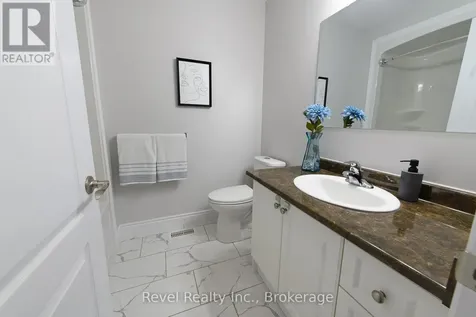 37 Marilyn Avenue North Wasaga Beach ON L9Z 2Y5