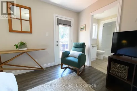 37 Marilyn Avenue North Wasaga Beach ON L9Z 2Y5