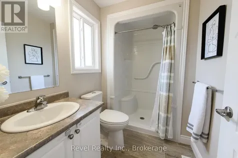 37 Marilyn Avenue North Wasaga Beach ON L9Z 2Y5