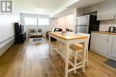 37 Marilyn Avenue North Wasaga Beach ON L9Z 2Y5